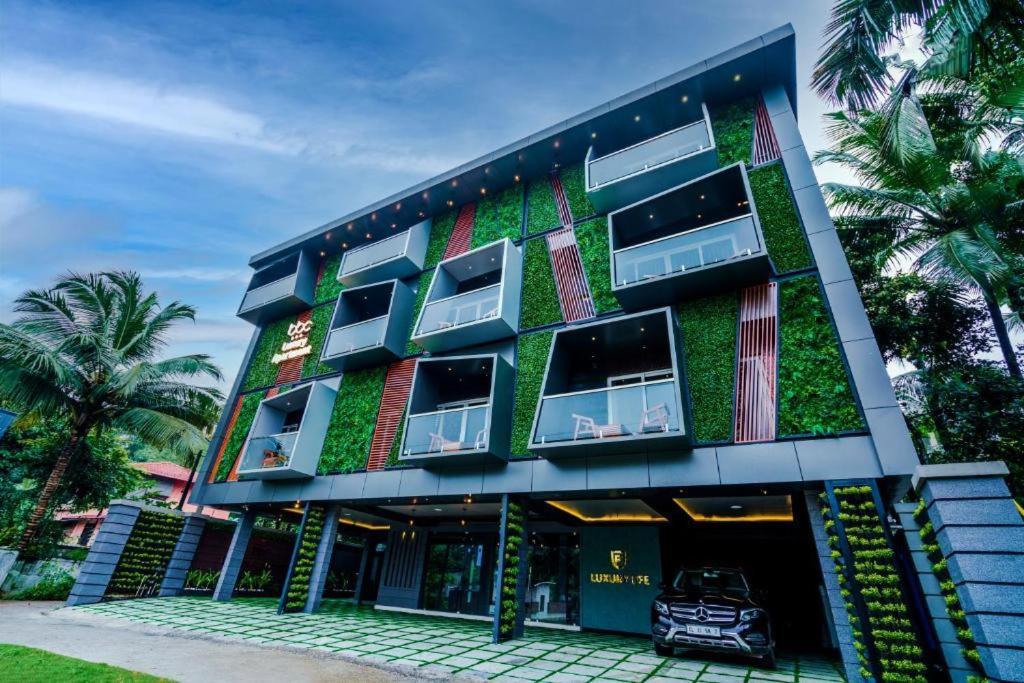 Bbc Luxury Apartments Perintalmanna Ngoại thất bức ảnh