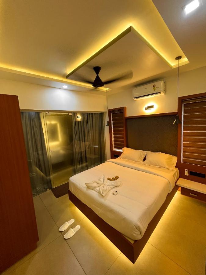 Bbc Luxury Apartments Perintalmanna Ngoại thất bức ảnh