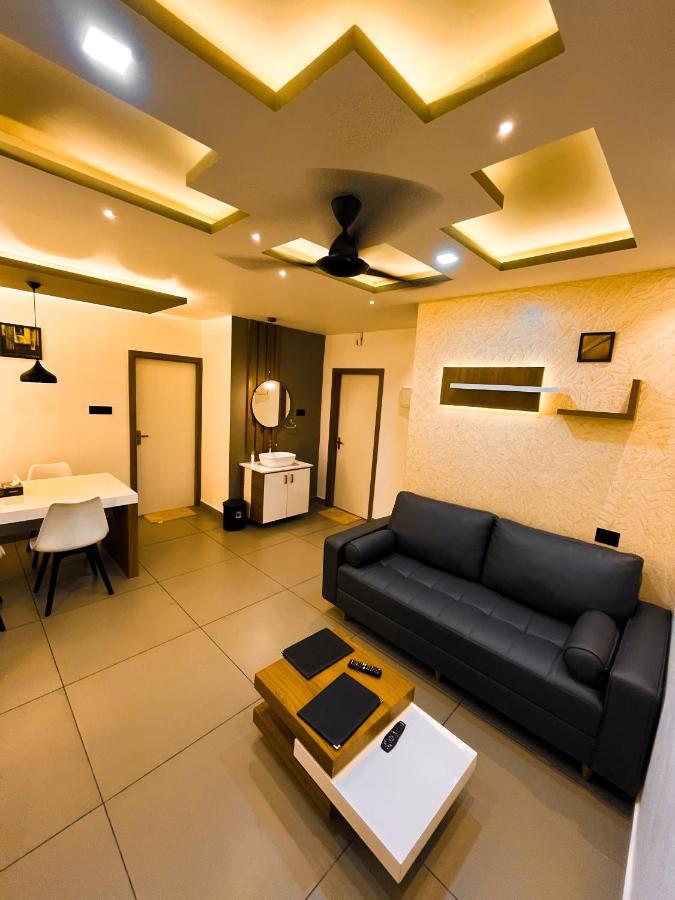 Bbc Luxury Apartments Perintalmanna Ngoại thất bức ảnh