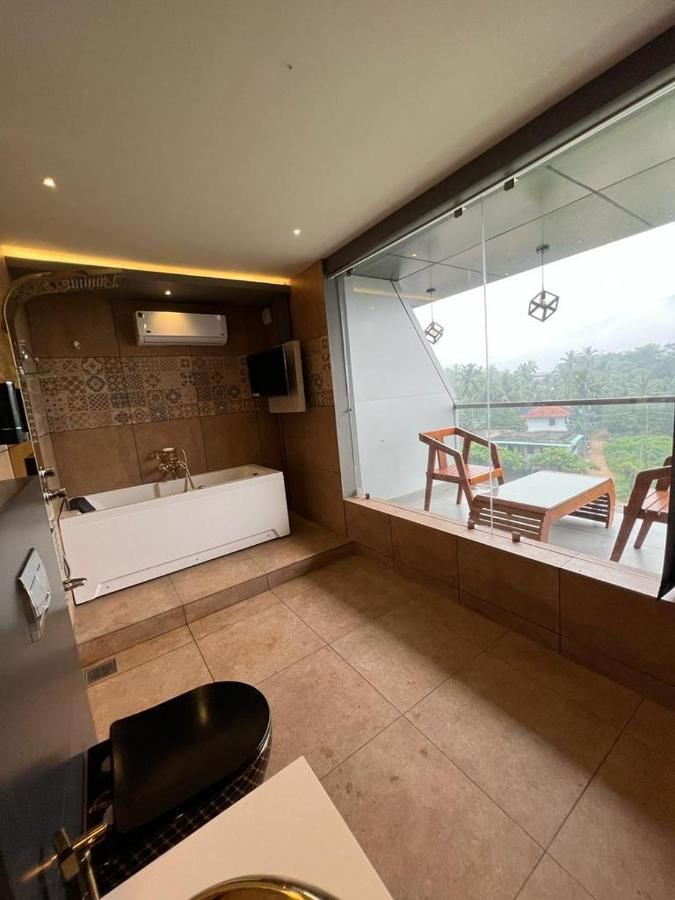 Bbc Luxury Apartments Perintalmanna Ngoại thất bức ảnh