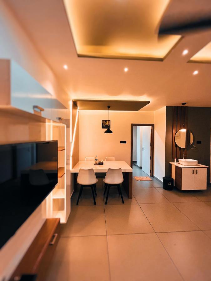 Bbc Luxury Apartments Perintalmanna Ngoại thất bức ảnh
