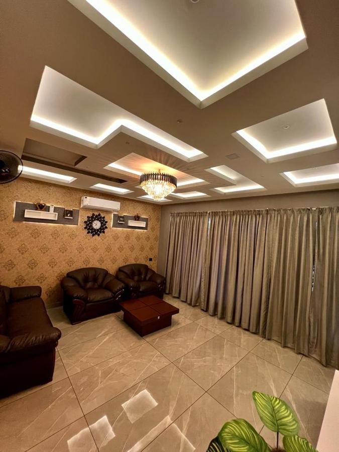Bbc Luxury Apartments Perintalmanna Ngoại thất bức ảnh